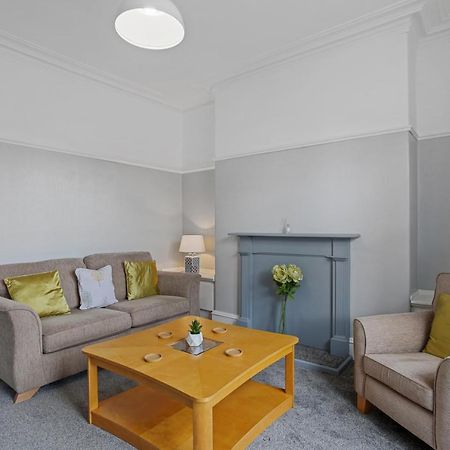 Lovely 3 Bedroom Apartment In Aberdeen Centre Exterior foto